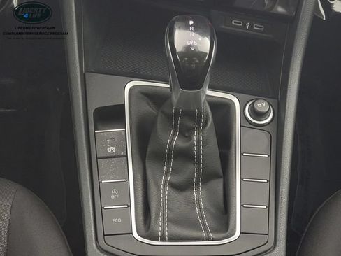 Used 2025 Volkswagen Jetta S FWD image 25