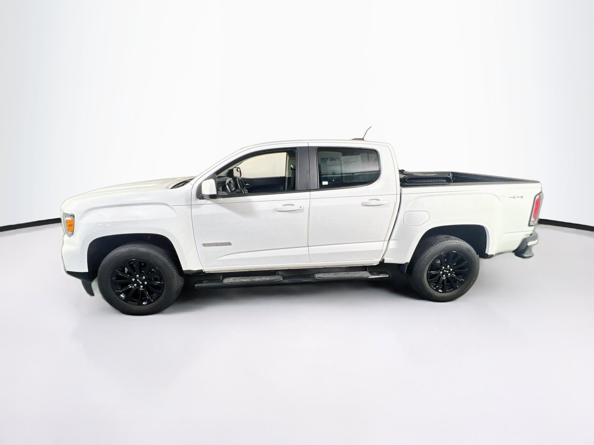 Used 2022 GMC Canyon Elevation w/ Trailering Package AWD/4WD image 8