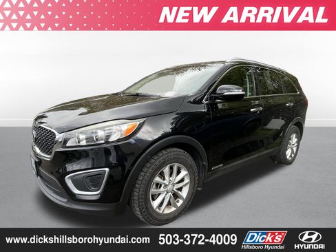 Used 2016 Kia Sorento LX AWD/4WD image 6