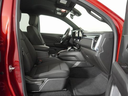 Used 2025 GMC Canyon Elevation image 38