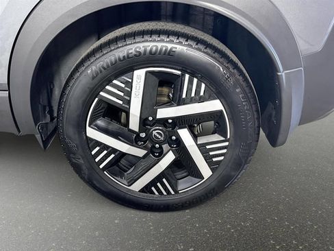 Certified 2025 Nissan Kicks SV w/ Illumination Package image 26