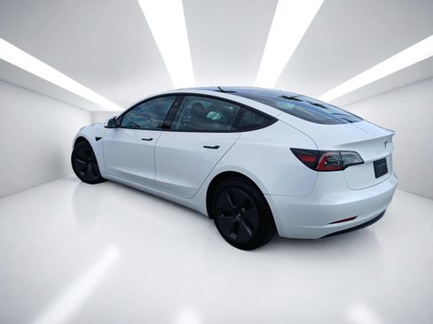 Used 2023 Tesla Model 3 Standard Range RWD image 5