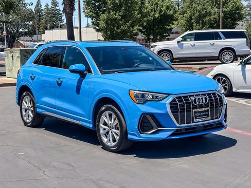 Used 2022 Audi Q3 2.0T Premium AWD/4WD image 5