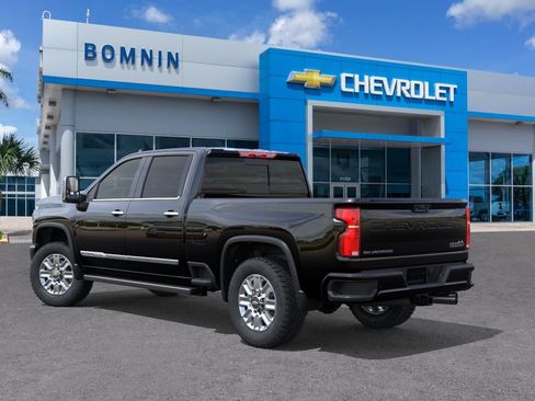 New 2026 Chevrolet Silverado 2500 High Country w/ High Country Premium Package AWD/4WD image 4