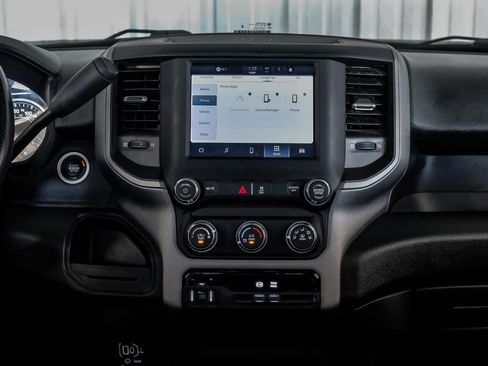 Used 2024 RAM 3500 Tradesman w/ Chrome Appearance Group image 25