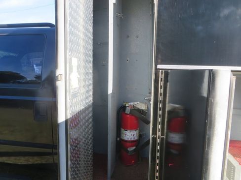 Used 2001 Ford F450 2WD Crew Cab Super Duty image 11