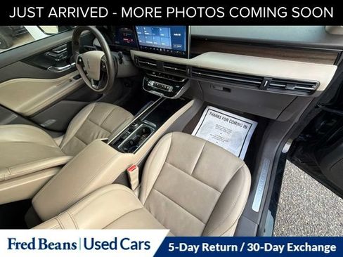 Used 2024 Lincoln Corsair Reserve w/ Equipment Group 201A AWD/4WD image 17