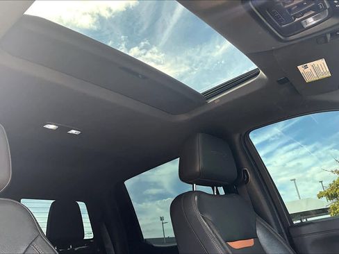 Used 2019 GMC Sierra 1500 AT4 w/ AT4 Carbonpro Edition AWD/4WD image 12