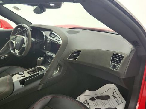 Used 2019 Chevrolet Corvette Stingray Convertible w/ 3LT Preferred Equipment Group RWD image 21