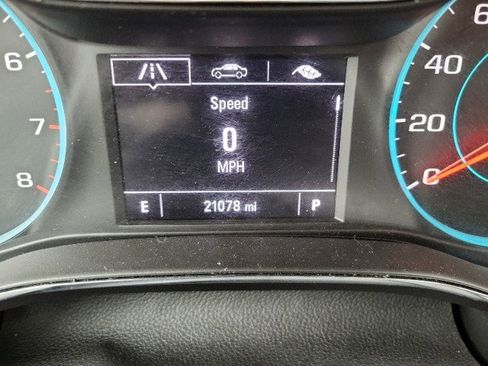 Used 2018 Chevrolet Cruze LS image 10