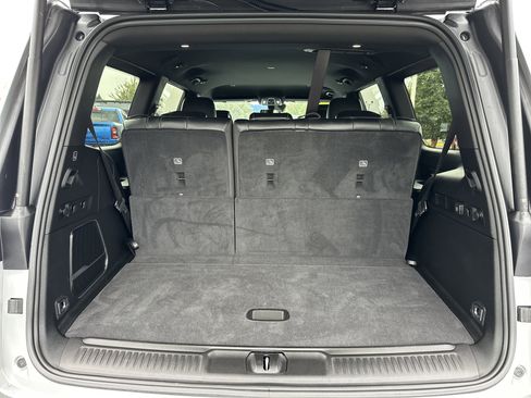 Used 2022 Jeep Wagoneer Series II image 5