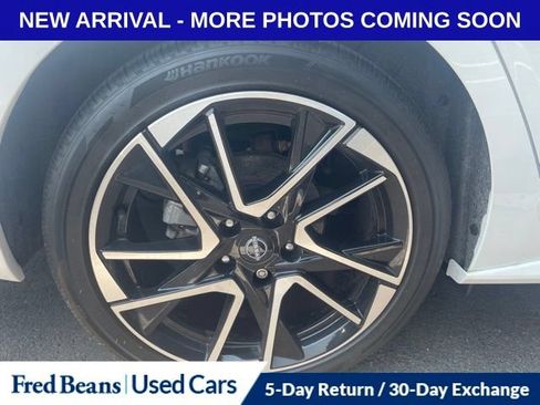 Used 2024 Nissan Sentra SR FWD image 15