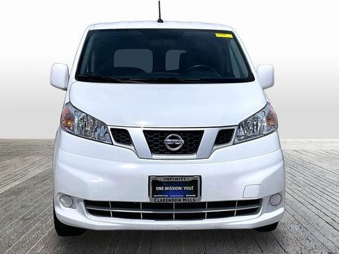 Used 2021 Nissan NV200 SV w/ Back Door Glass Package FWD image 2