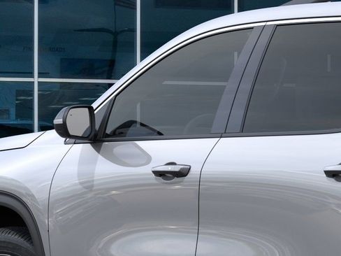 New 2026 Chevrolet Traverse LT FWD image 12
