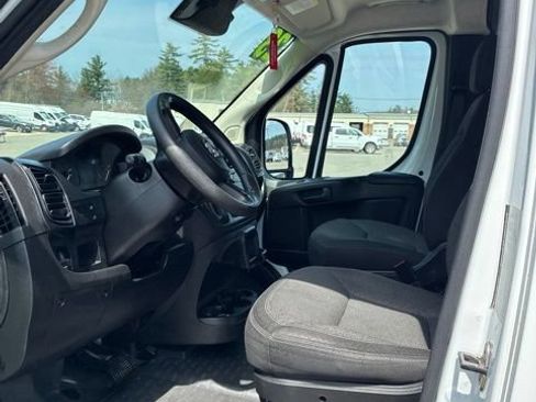 Used 2023 RAM ProMaster 2500 FWD image 24
