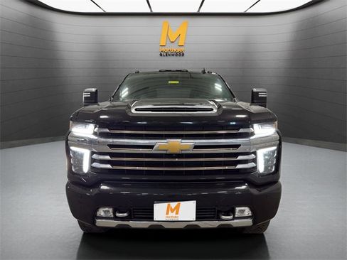 Used 2022 Chevrolet Silverado 3500 High Country w/ Z71 Off-Road Package image 4