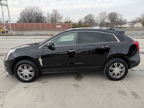 Used 2011 Cadillac SRX Luxury image 7