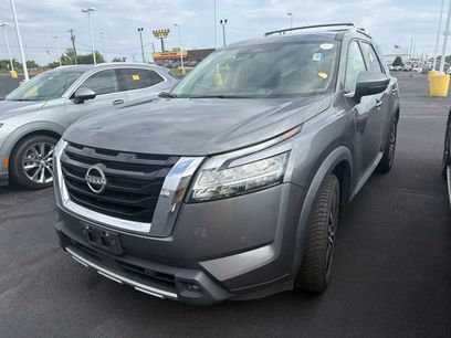 Used 2023 Nissan Pathfinder Platinum