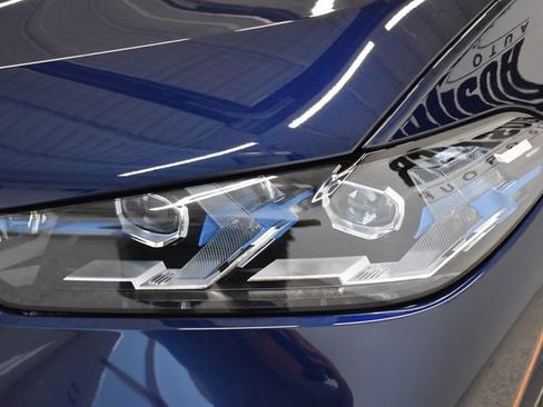 New 2026 BMW X5 xDrive40i w/ M Sport Package AWD/4WD image 15