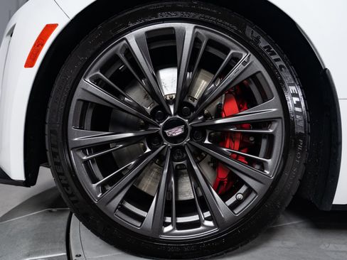 Used 2023 Cadillac CT5 V Blackwing RWD image 4