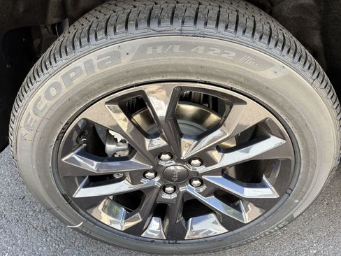 New 2026 Jeep Grand Cherokee Limited AWD/4WD image 4