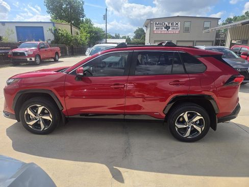 Used 2025 Toyota RAV4 SE AWD/4WD image 5