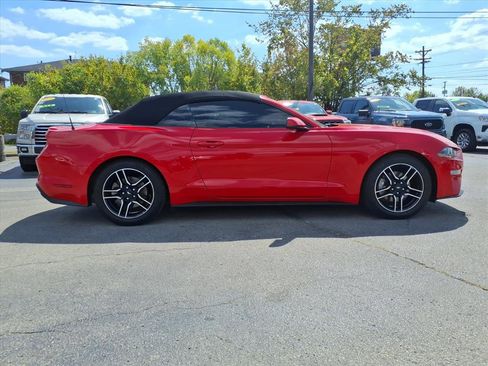 Used 2018 Ford Mustang Premium w/ Equipment Group 201A image 2