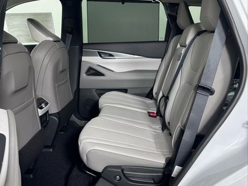 New 2026 INFINITI QX60 Luxe image 20