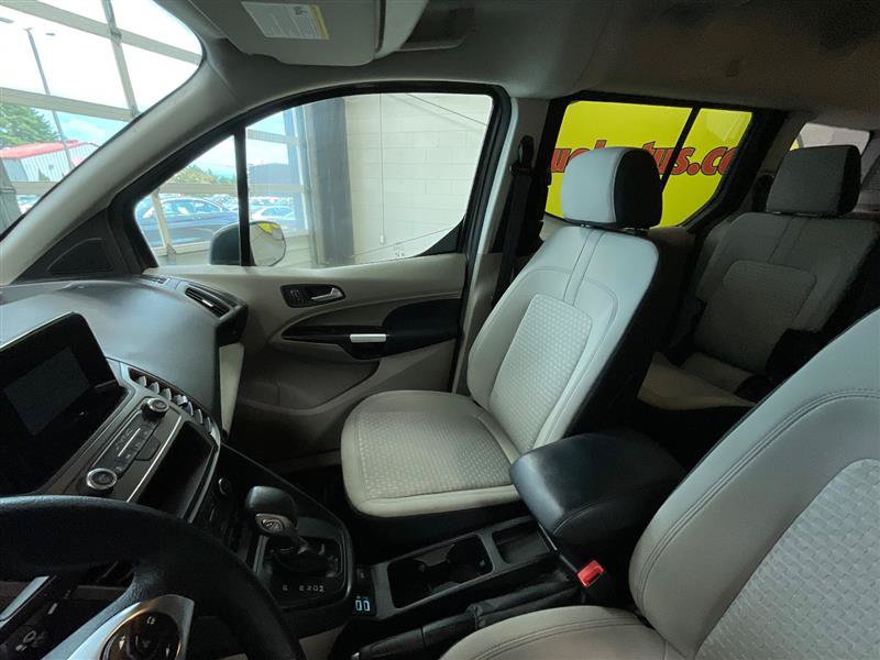 Used 2022 Ford Transit Connect XLT FWD image 12