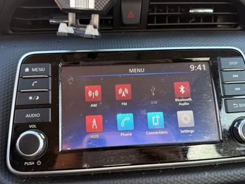 Used 2024 Nissan Kicks S image 16