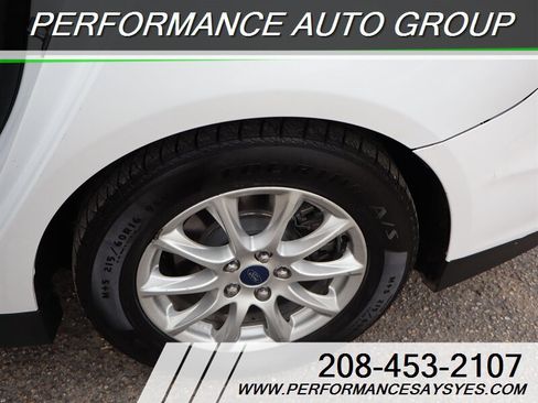 Used 2015 Ford Fusion S image 17