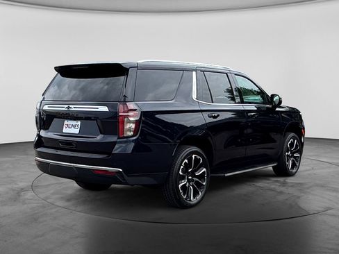 Used 2022 Chevrolet Tahoe LT w/ LT Signature Package AWD/4WD image 9