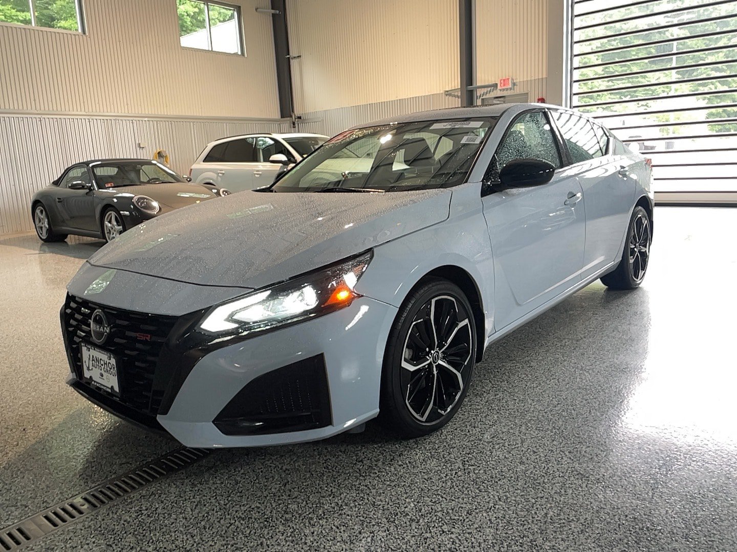Used 2023 Nissan Altima 2.5 SR w/ SR Premium Package AWD/4WD image 3