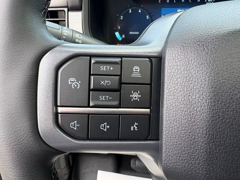 Used 2025 Ford F150 Lariat AWD/4WD image 22