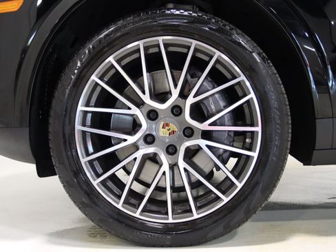 Used 2022 Porsche Cayenne Platinum Edition AWD/4WD image 80