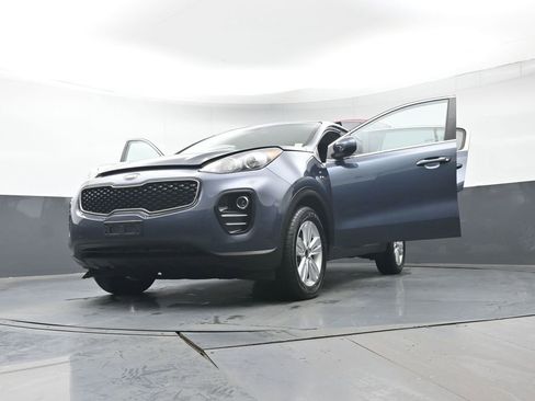 Used 2017 Kia Sportage LX image 44