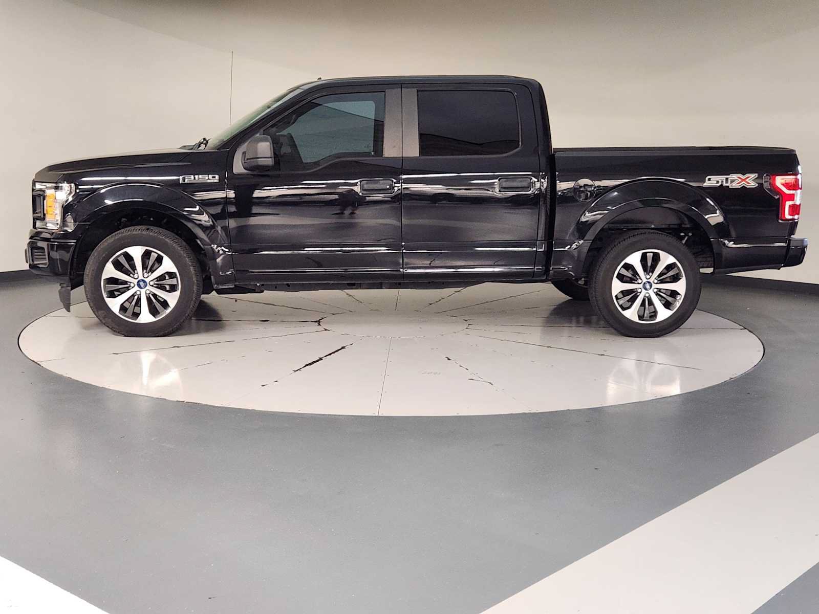Used 2020 Ford F150 XL w/ Equipment Group 101A Mid RWD image 5