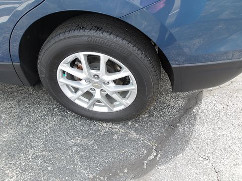 Used 2024 Chevrolet Equinox LT w/ LPO, Floor Liner Package AWD/4WD image 21