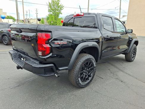 New 2026 Chevrolet Colorado Trail Boss AWD/4WD image 3