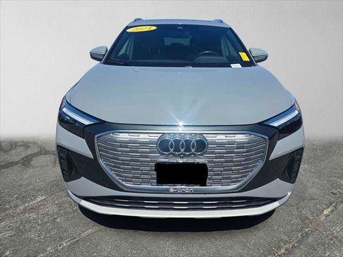 Used 2024 Audi Q4 e-tron Premium RWD image 8