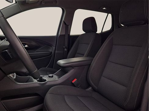 Used 2024 GMC Terrain SLE image 12