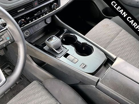 Used 2023 Nissan Rogue SV image 14