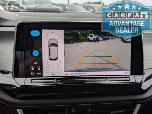 Used 2024 Volkswagen Atlas Cross Sport SE AWD/4WD image 7