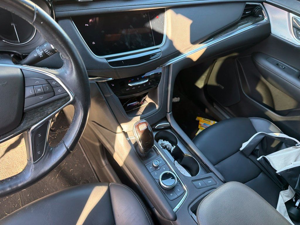 Used 2023 Cadillac XT5 Premium Luxury FWD image 10