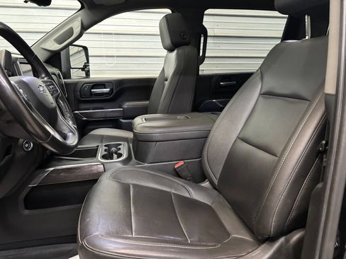 Used 2022 Chevrolet Silverado 2500 LTZ w/ LTZ Plus Package AWD/4WD image 8
