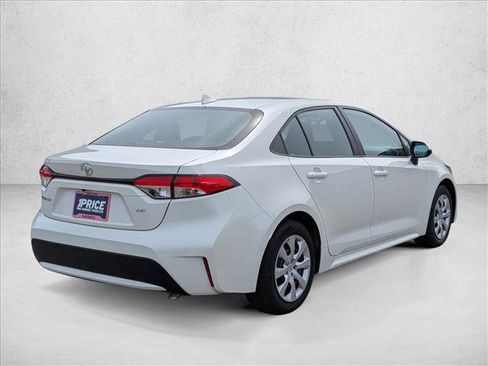 Used 2020 Toyota Corolla LE FWD image 5