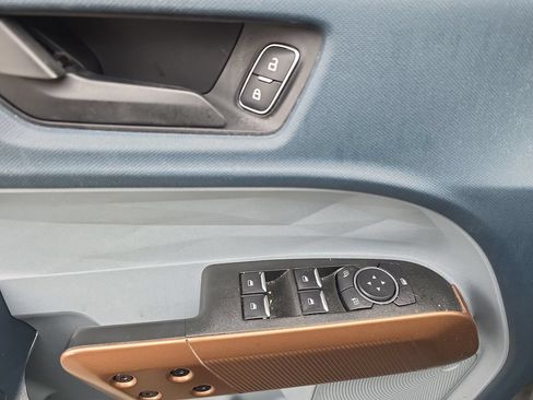 Used 2022 Ford Maverick Lariat FWD image 19