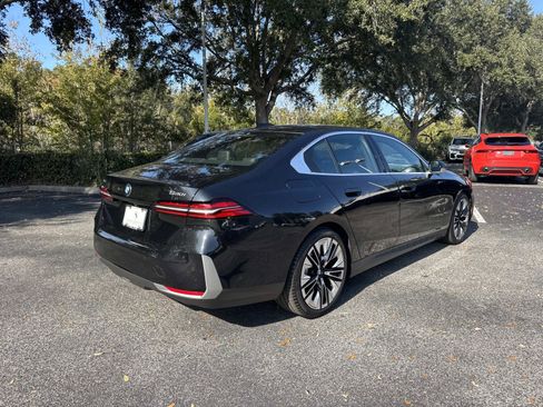 Certified 2025 BMW 530i xDrive image 4