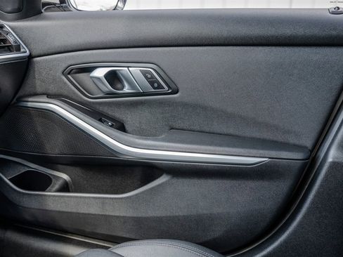 Used 2020 BMW 330i Sedan image 24