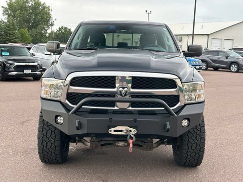 Used 2017 RAM 1500 Classic SLT AWD/4WD image 32